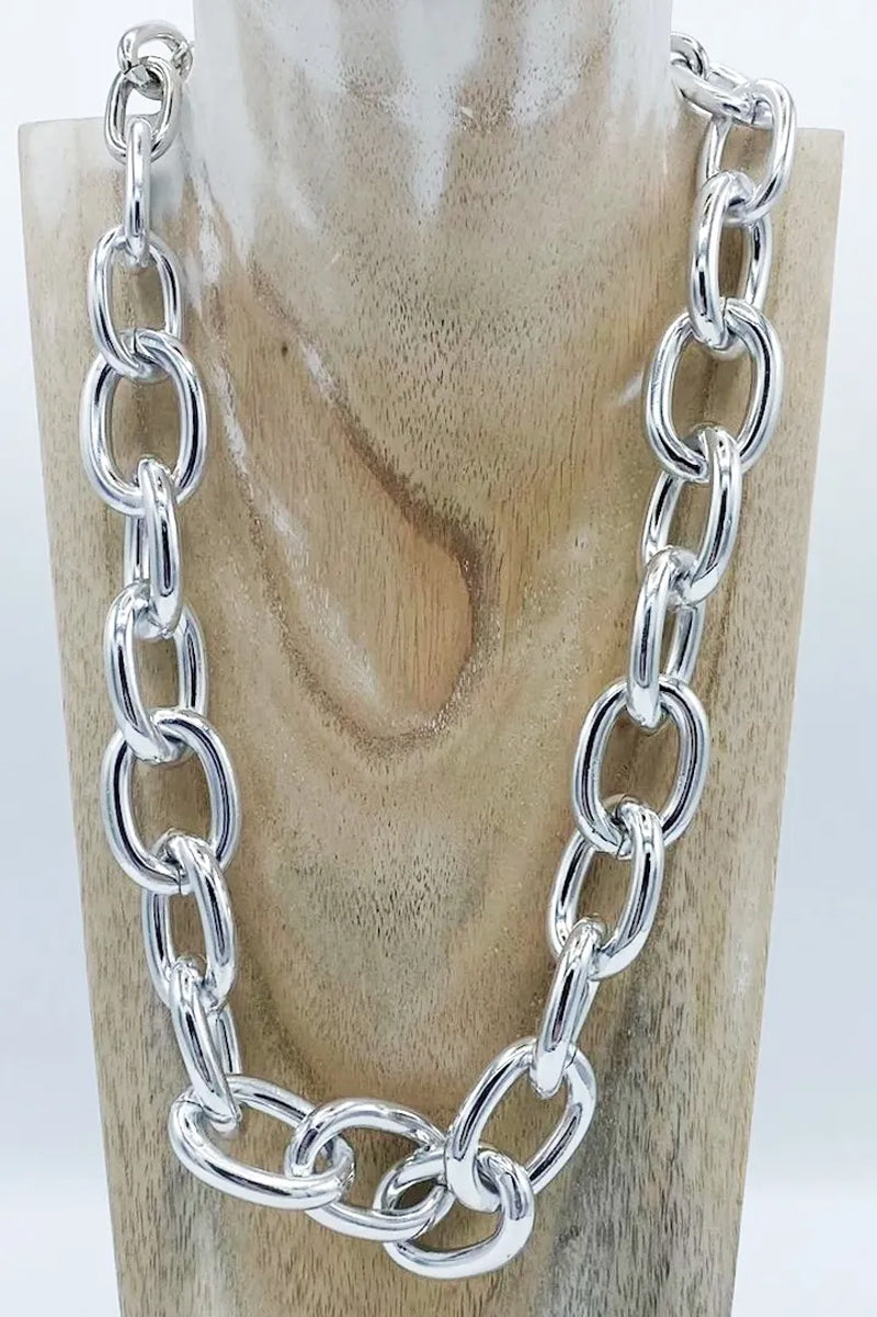 oversized chunky chain necklace