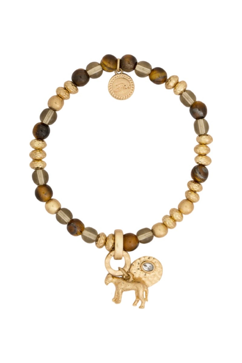 gold majesty lioness charm bracelet